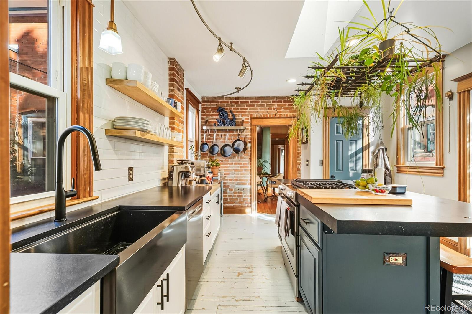 MLS Image #13 for 1331  elizabeth street,denver, Colorado