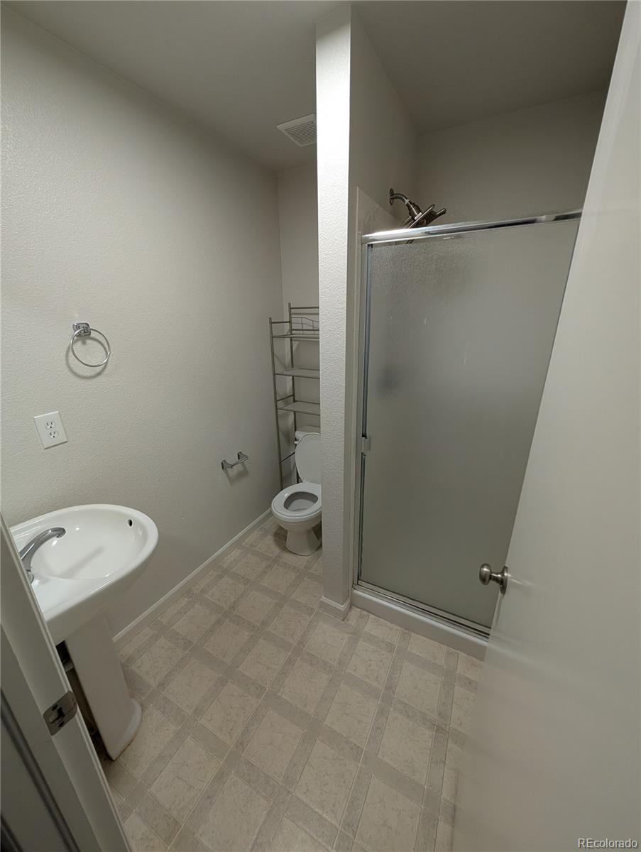 MLS Image #5 for 55652 e 28th place,strasburg, Colorado