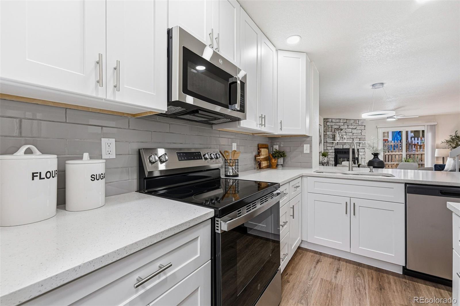 MLS Image #6 for 8174 s fillmore way ,centennial, Colorado