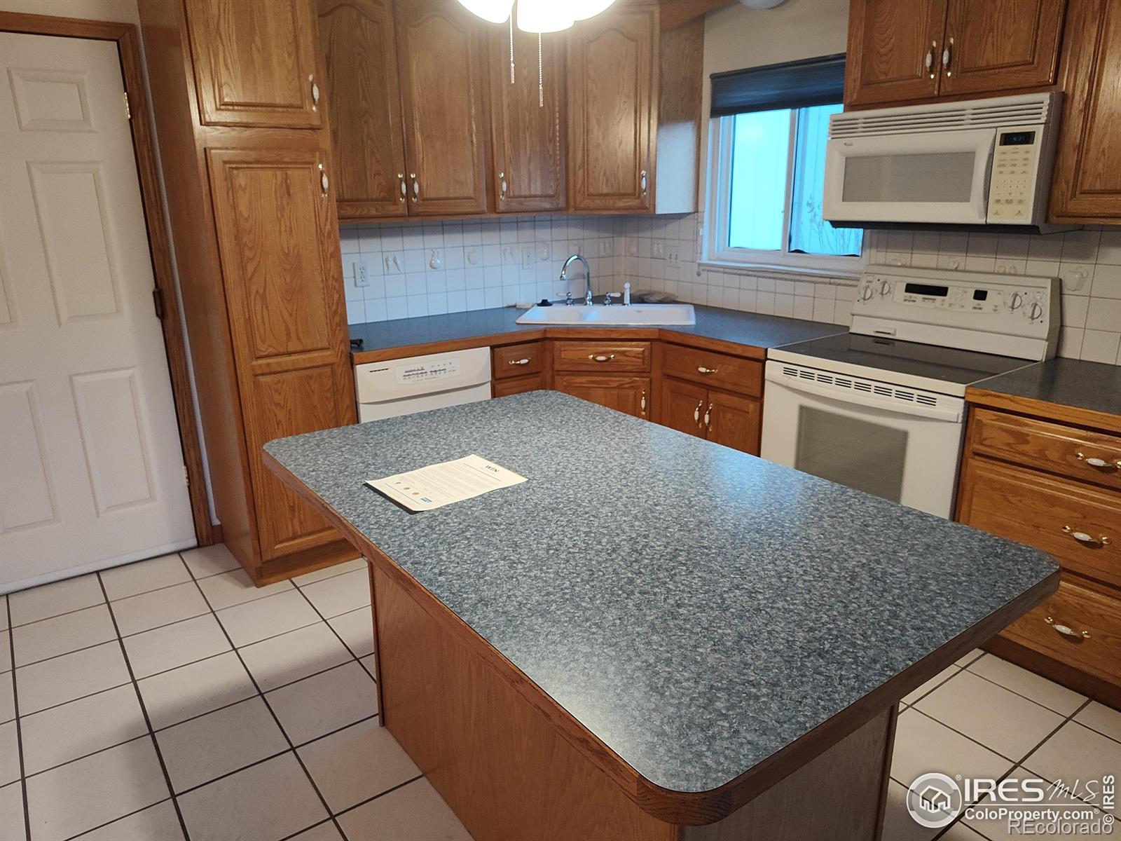 MLS Image #10 for 2425  spencer street,longmont, Colorado