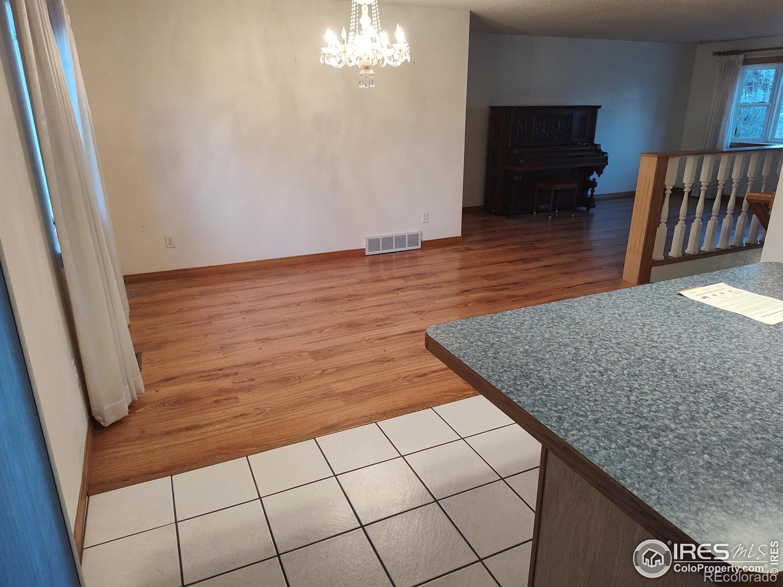 MLS Image #11 for 2425  spencer street,longmont, Colorado