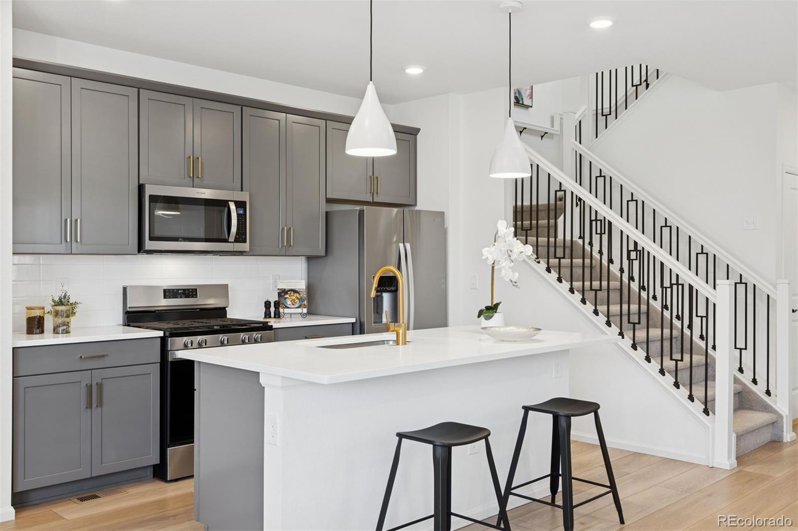 MLS Image #4 for 6218 n nepal court,aurora, Colorado