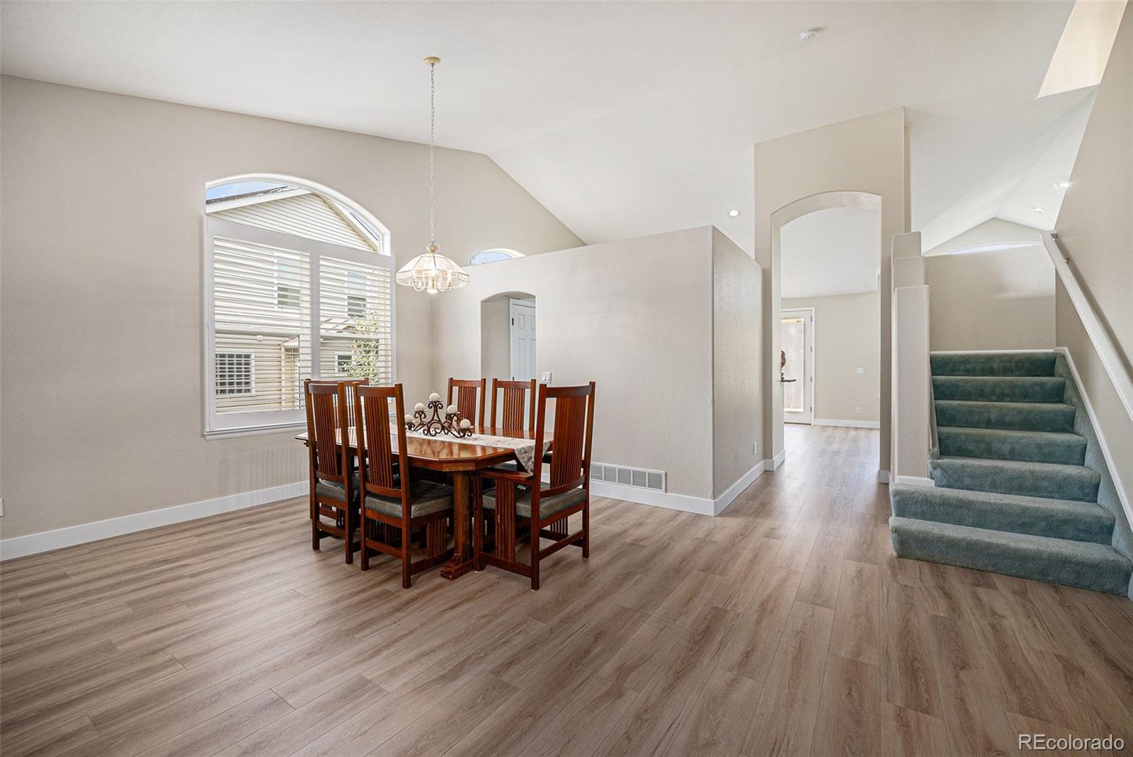 MLS Image #10 for 1010  home farm circle,denver, Colorado