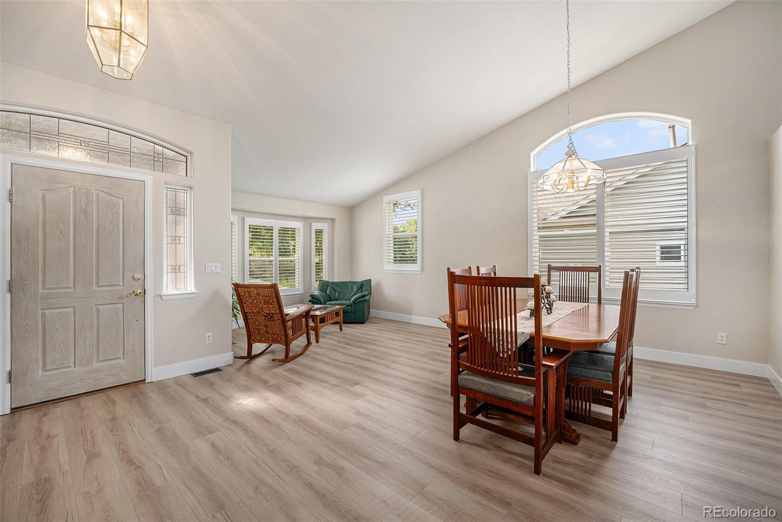MLS Image #12 for 1010  home farm circle,denver, Colorado
