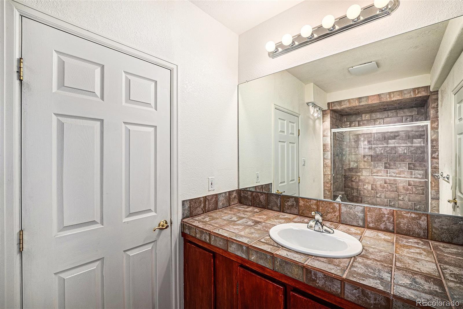 MLS Image #23 for 1010  home farm circle,denver, Colorado