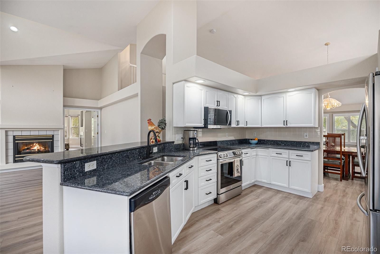 MLS Image #5 for 1010  home farm circle,denver, Colorado