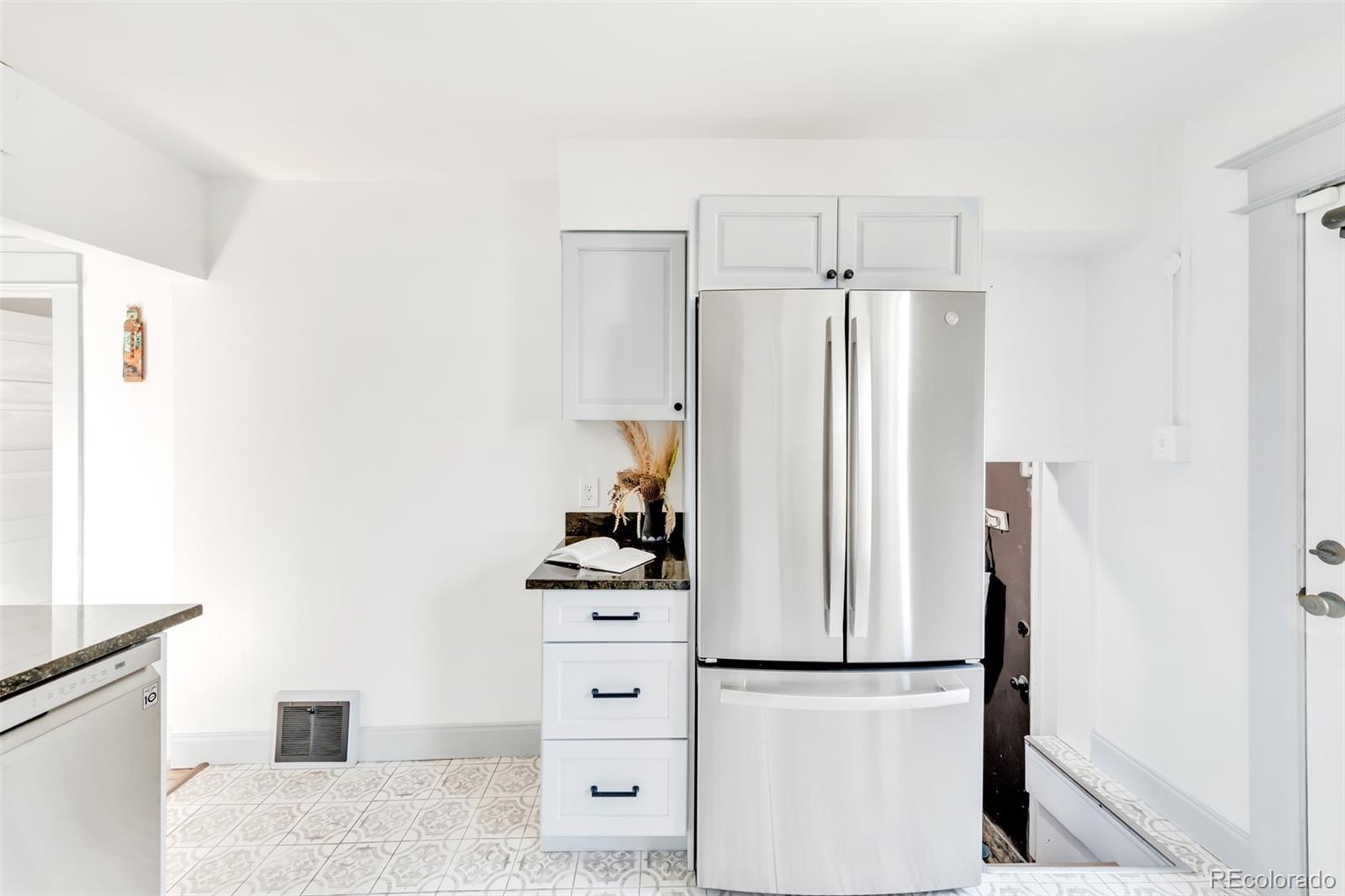 MLS Image #13 for 3244 n clay street,denver, Colorado