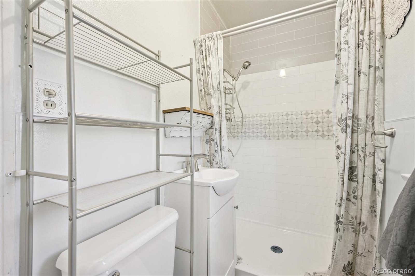 MLS Image #13 for 719  walnut street,brighton, Colorado
