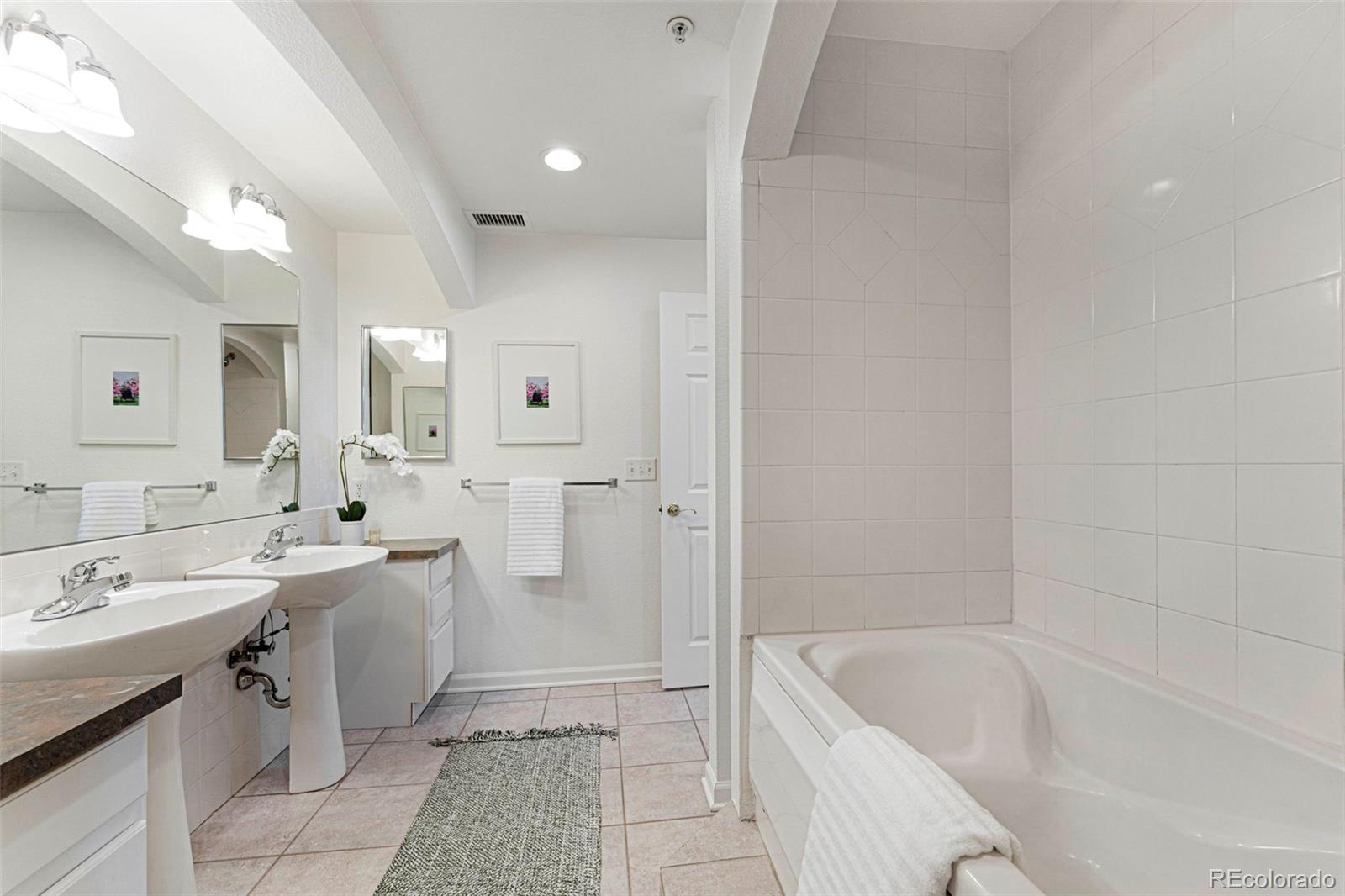 MLS Image #17 for 1521  vine street 107,denver, Colorado