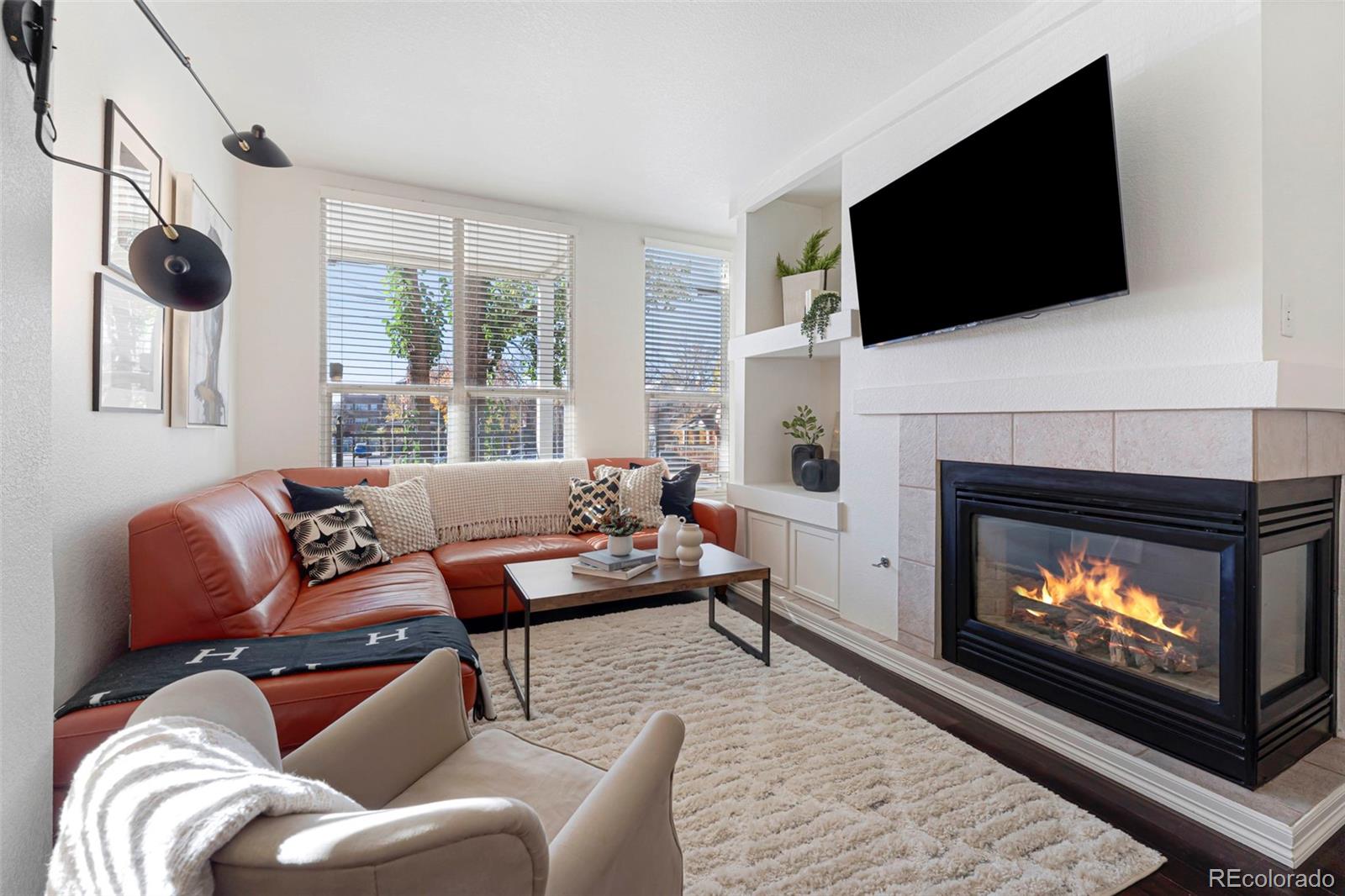 MLS Image #3 for 1521  vine street 107,denver, Colorado