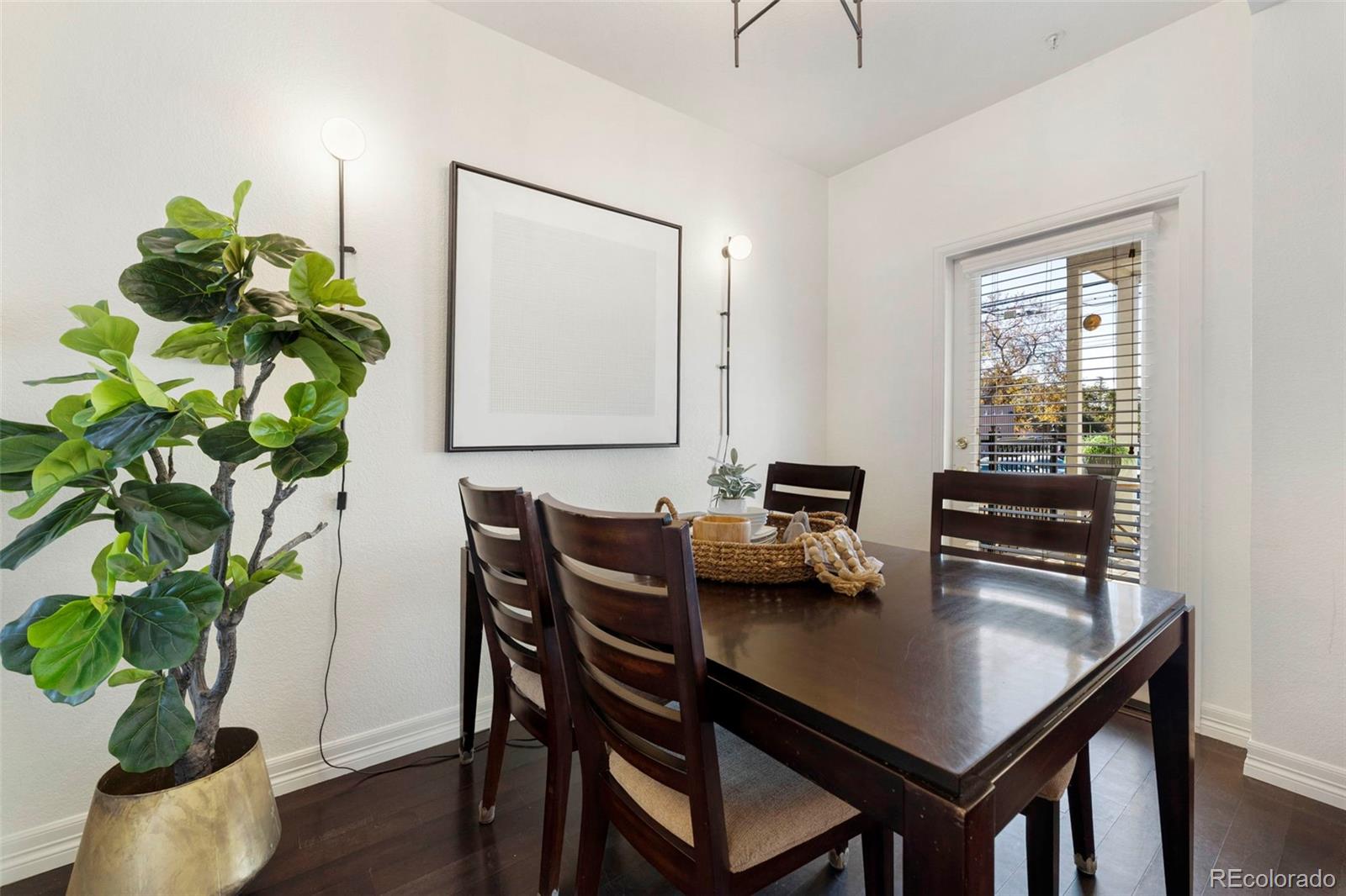 MLS Image #7 for 1521  vine street 107,denver, Colorado