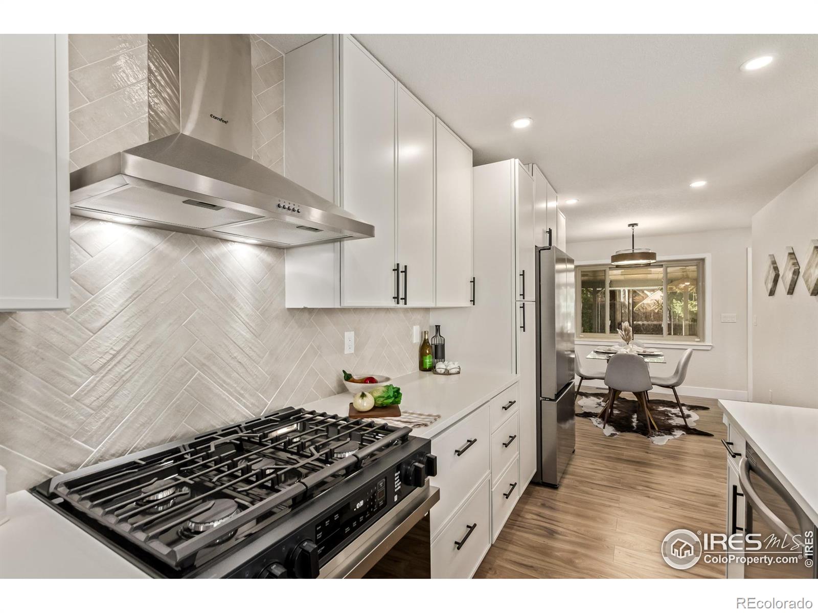 MLS Image #11 for 2061 s stuart street,denver, Colorado