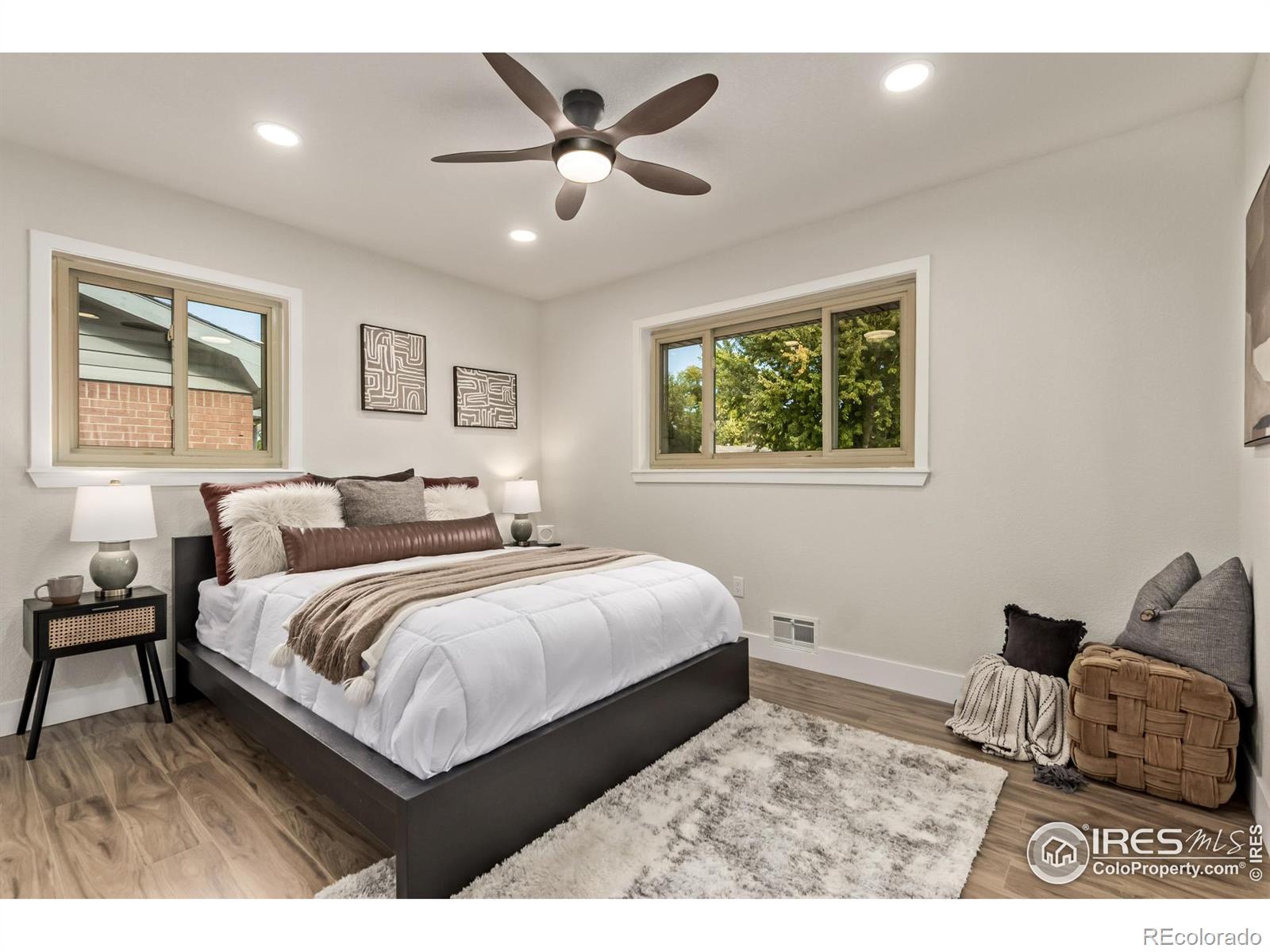 MLS Image #14 for 2061 s stuart street,denver, Colorado