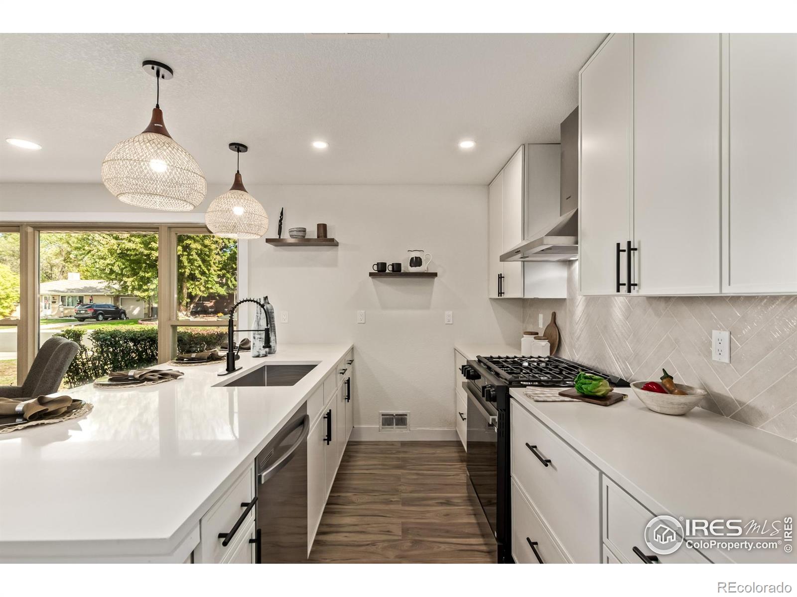 MLS Image #9 for 2061 s stuart street,denver, Colorado