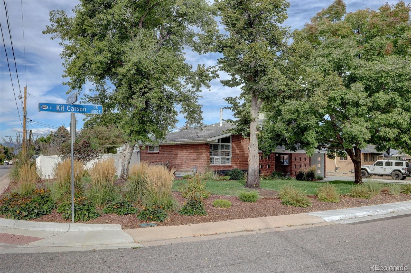MLS Image #3 for 7881 s kit carson drive,centennial, Colorado