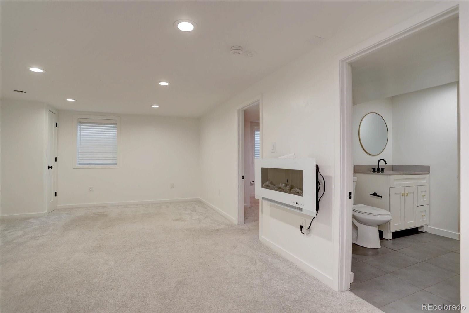 MLS Image #34 for 7881 s kit carson drive,centennial, Colorado