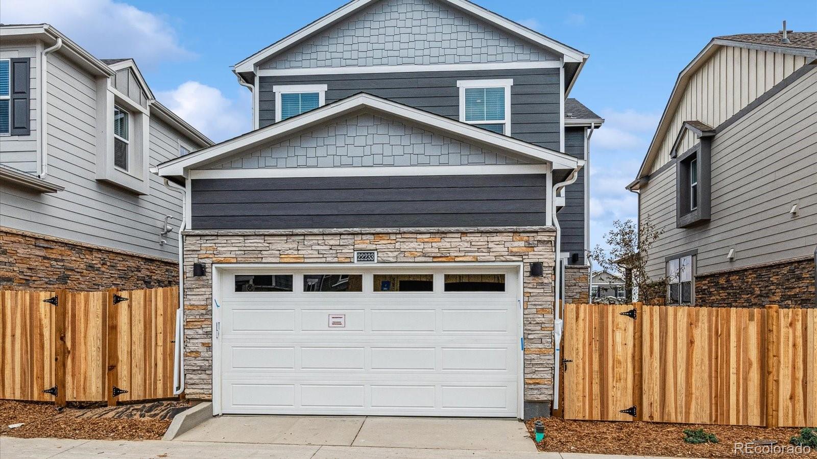 MLS Image #2 for 730 n shawnee street,aurora, Colorado