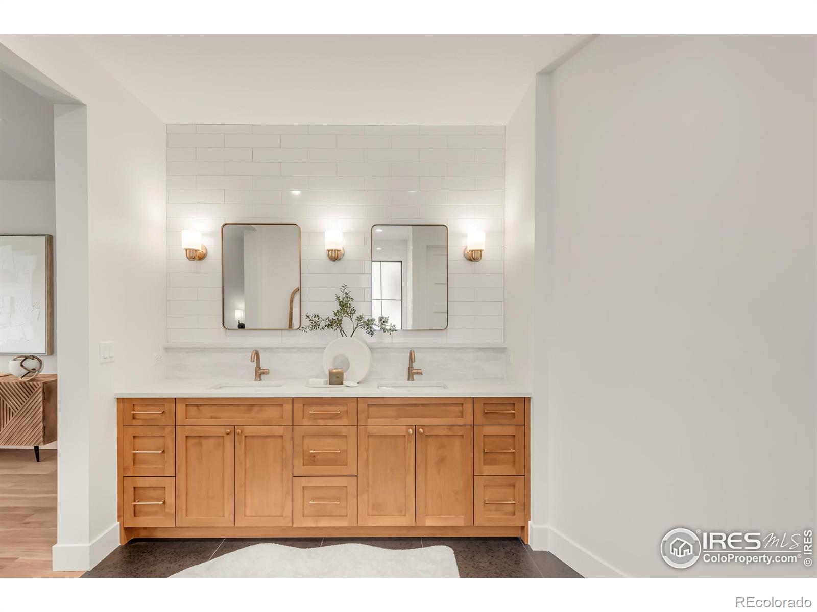 MLS Image #31 for 1476 s josephine street,denver, Colorado