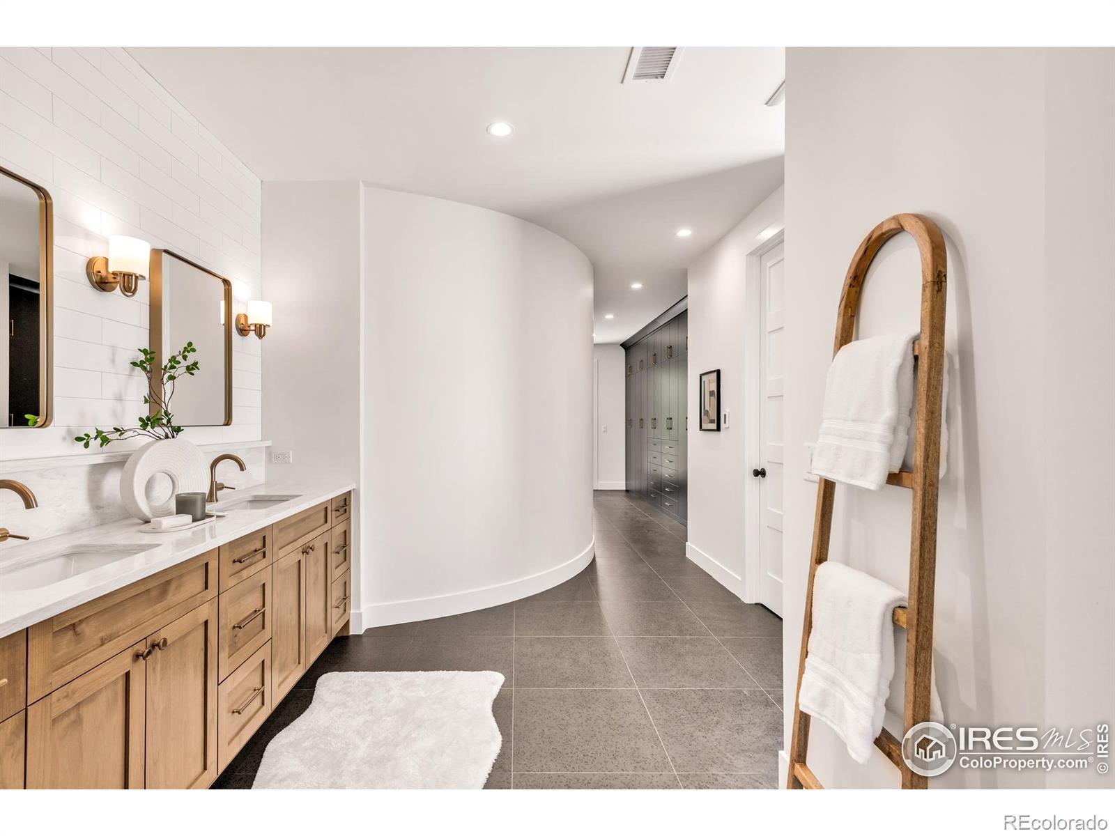 MLS Image #33 for 1476 s josephine street,denver, Colorado