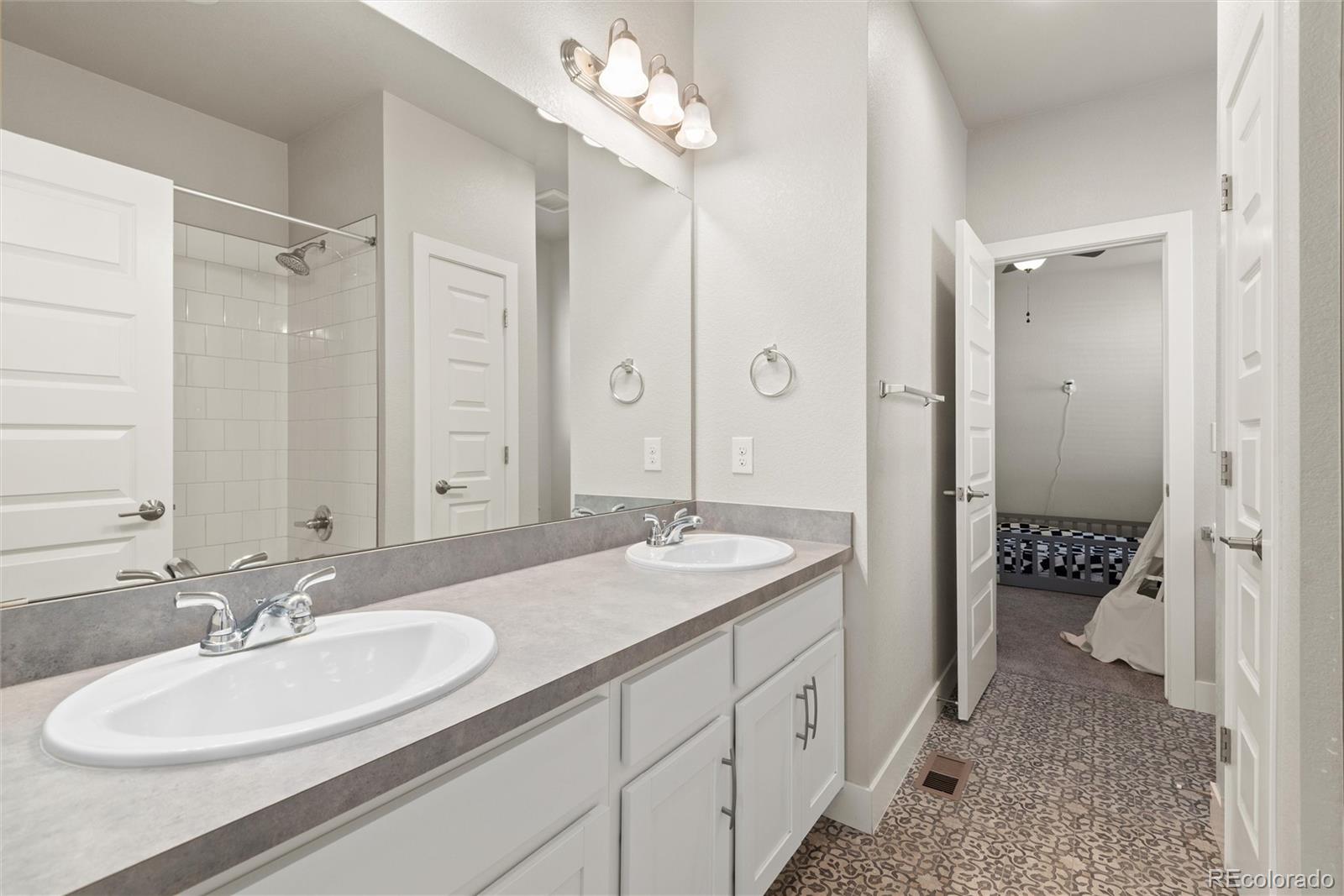 MLS Image #20 for 6915 s titus street,aurora, Colorado