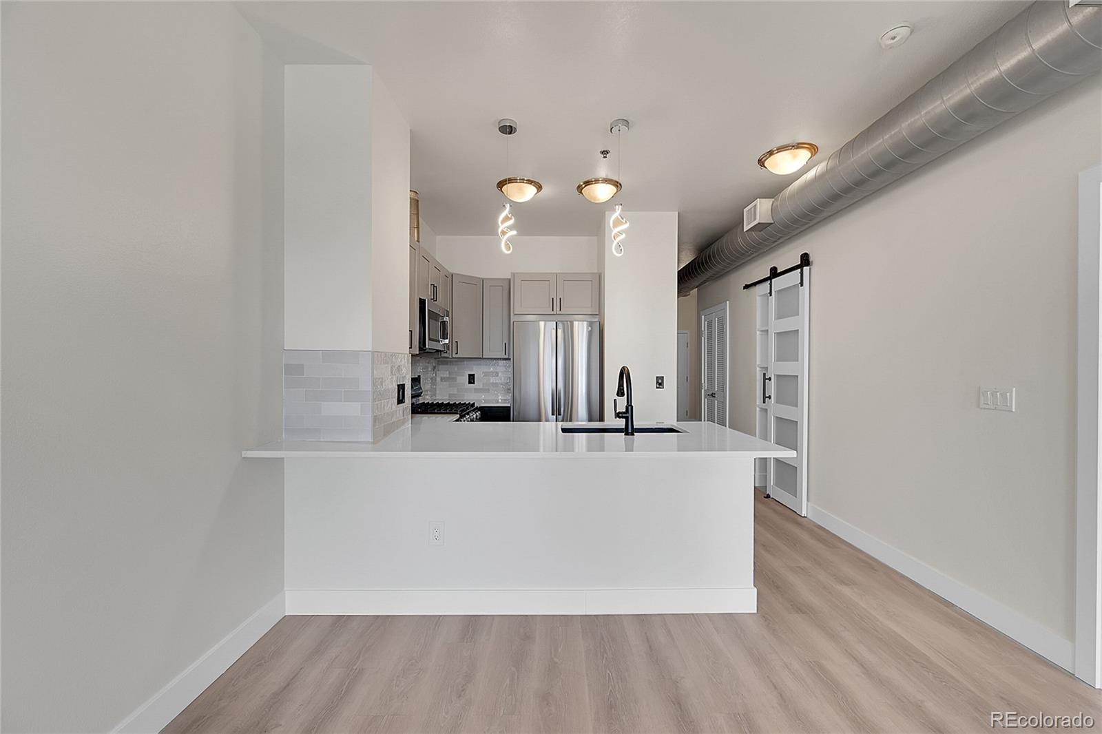 MLS Image #11 for 1441  central street 515,denver, Colorado
