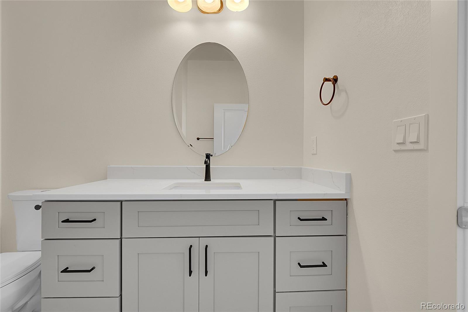 MLS Image #22 for 1441  central street 515,denver, Colorado