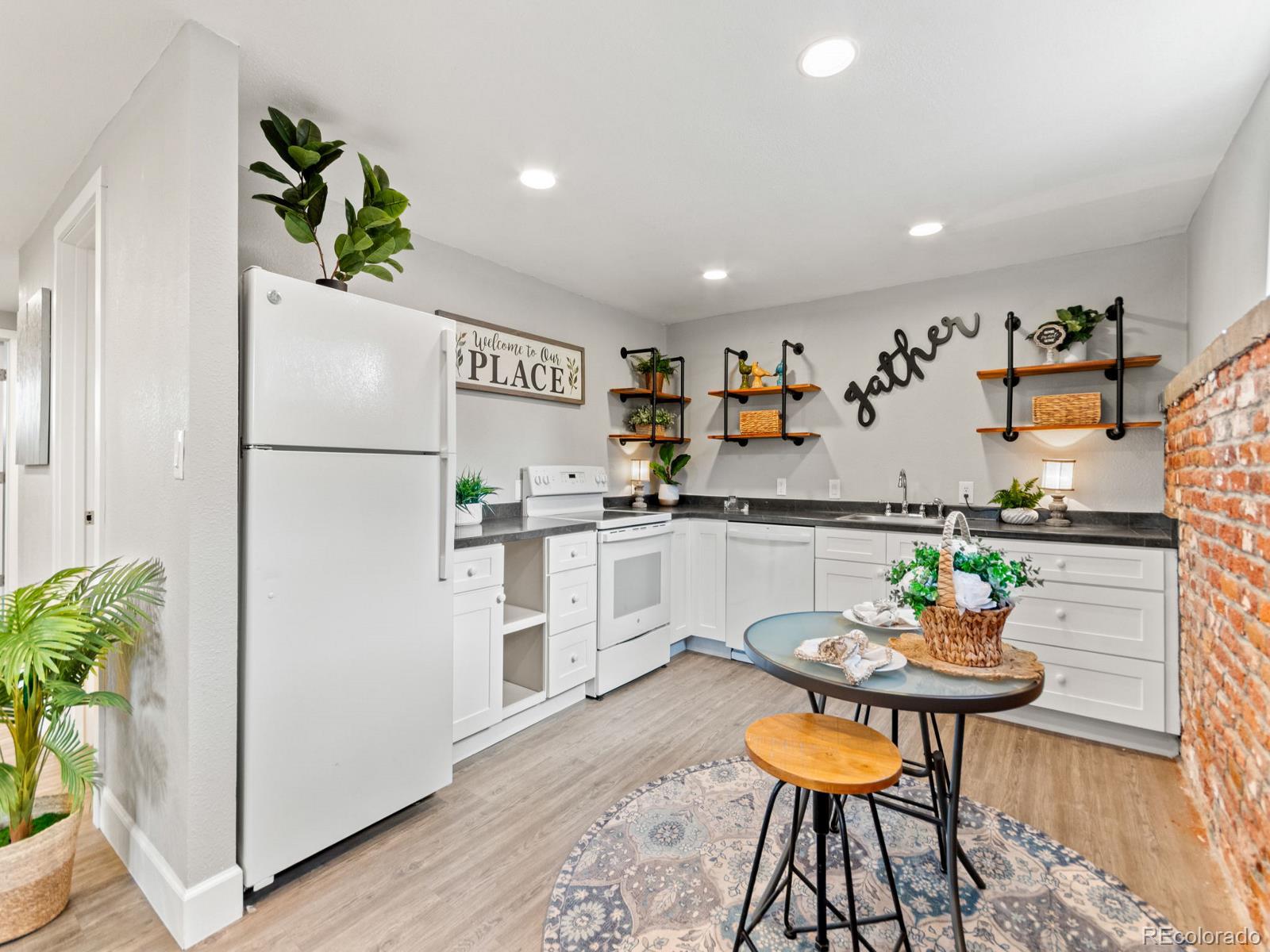 MLS Image #9 for 3055 w 55th avenue,denver, Colorado