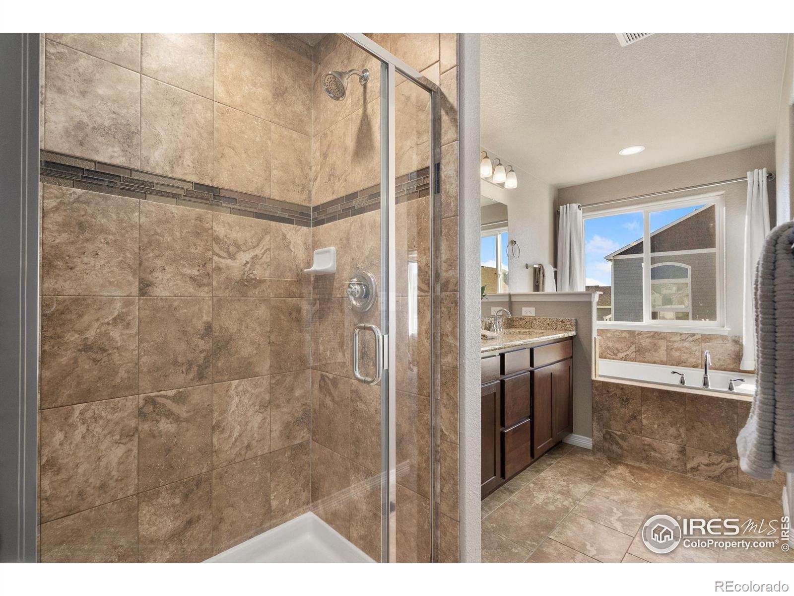 MLS Image #17 for 5682  chantry drive,windsor, Colorado