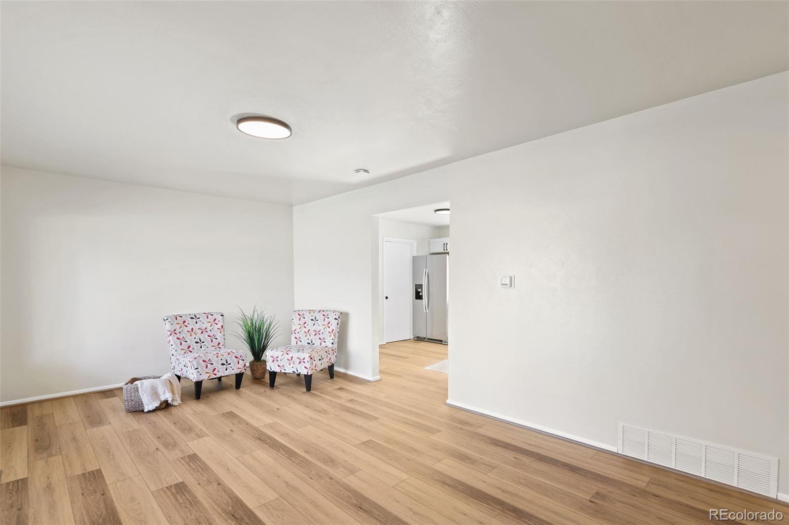 MLS Image #4 for 712  hallam avenue,colorado springs, Colorado