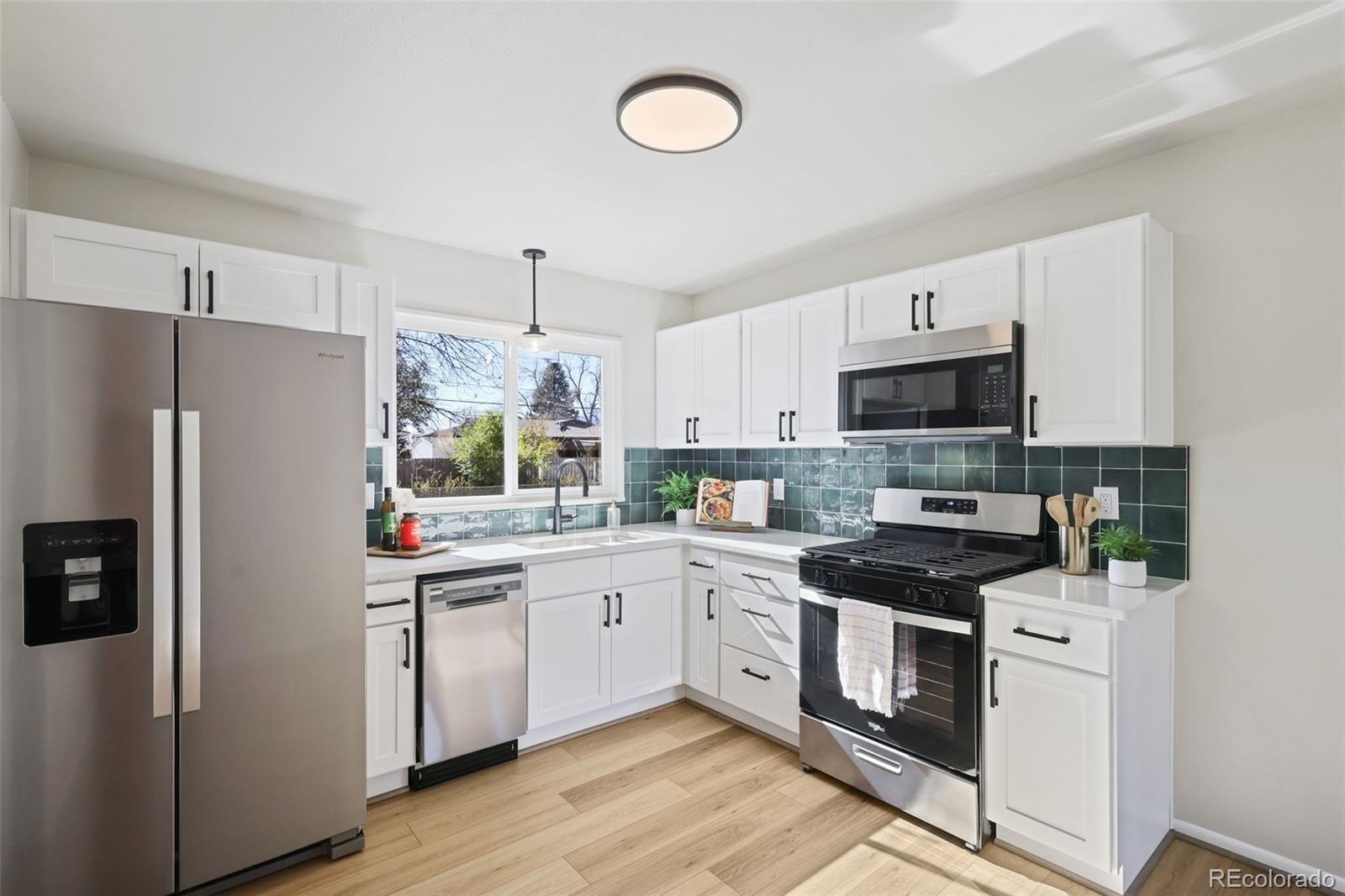 MLS Image #6 for 712  hallam avenue,colorado springs, Colorado