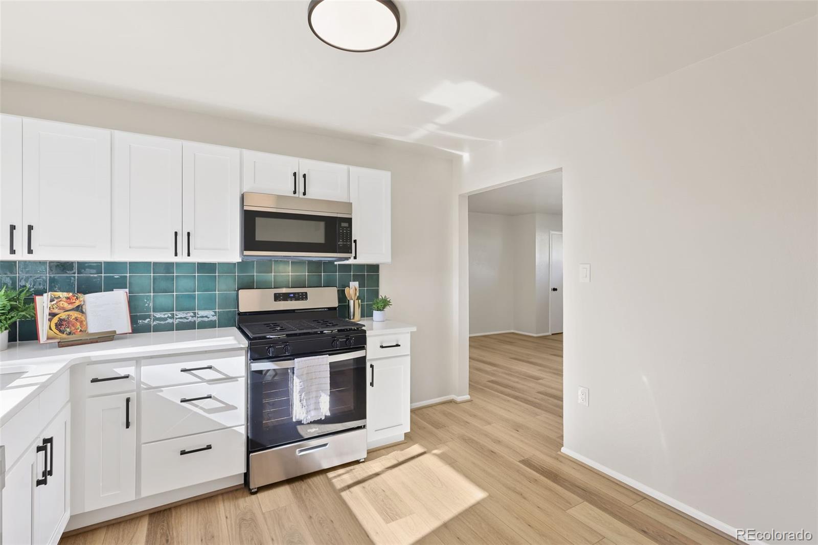 MLS Image #8 for 712  hallam avenue,colorado springs, Colorado