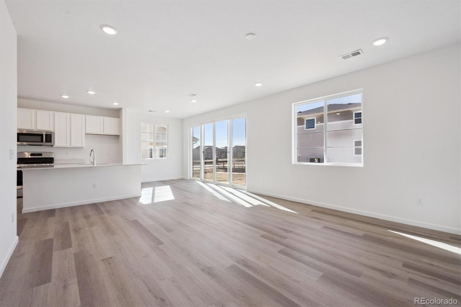 MLS Image #8 for 4121 n haleyville street,aurora, Colorado
