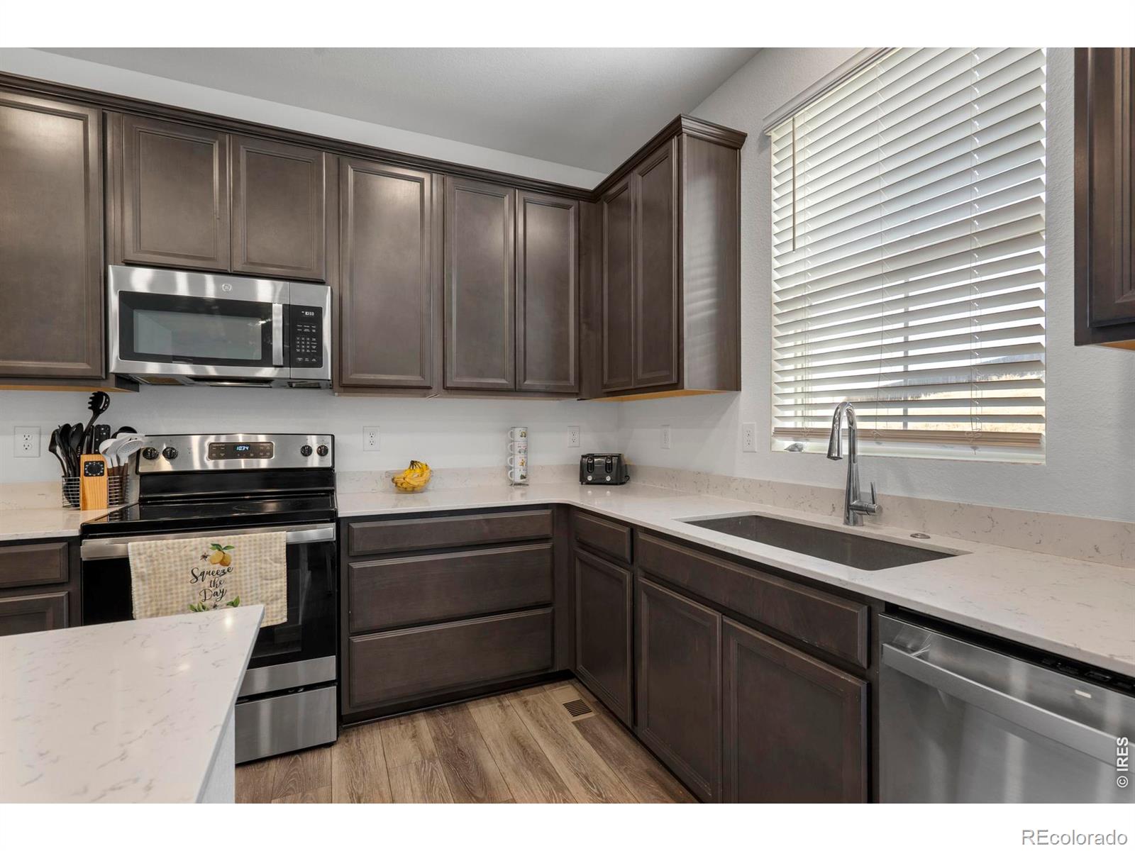 MLS Image #8 for 673  harvard street,johnstown, Colorado
