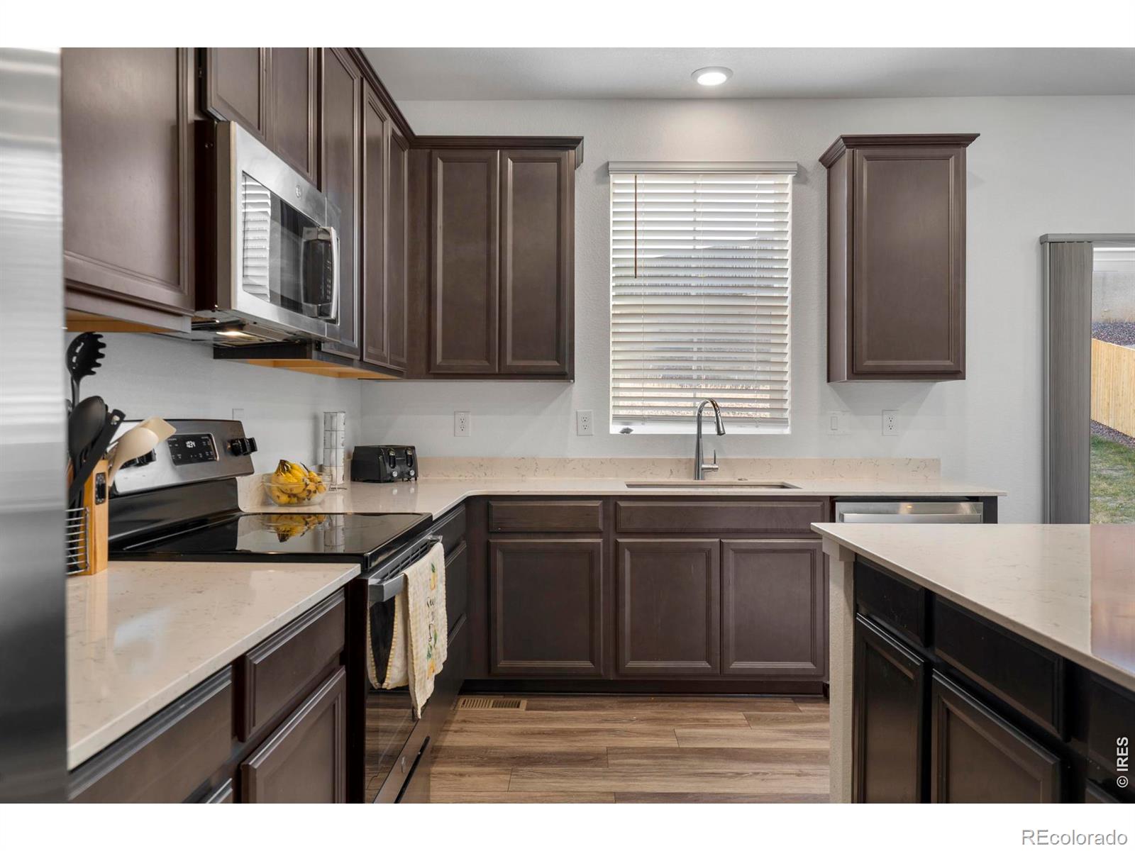 MLS Image #9 for 673  harvard street,johnstown, Colorado