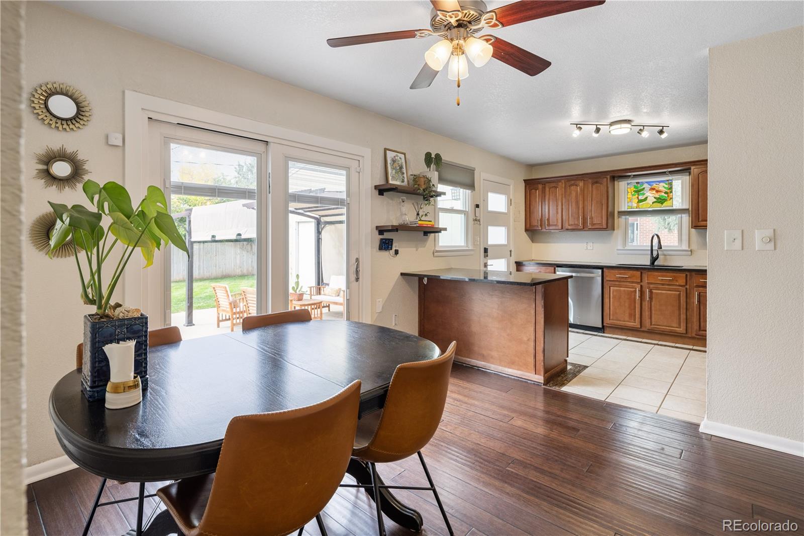 MLS Image #10 for 3344 w belmont avenue,littleton, Colorado