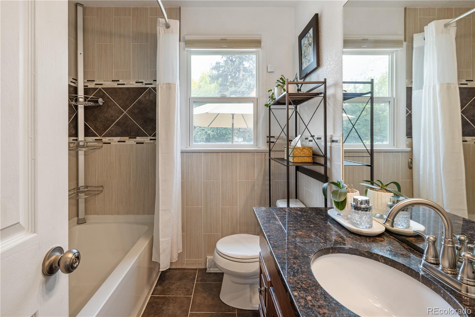 MLS Image #14 for 3344 w belmont avenue,littleton, Colorado
