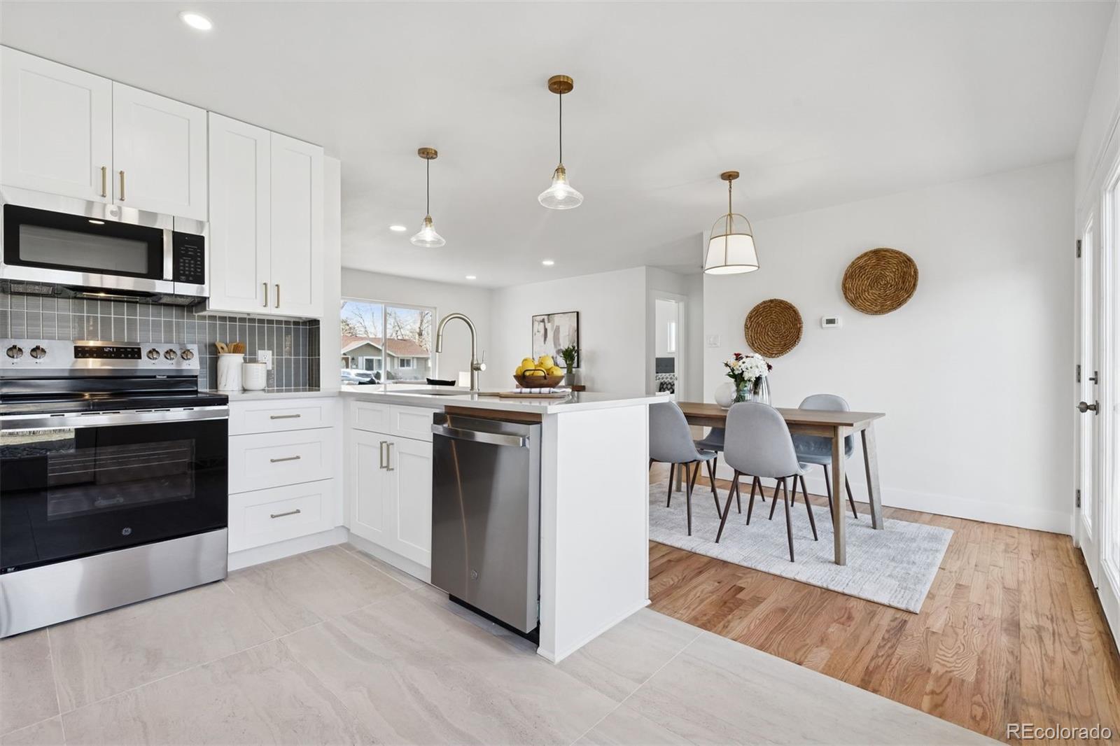 MLS Image #13 for 2774 s knox court,denver, Colorado