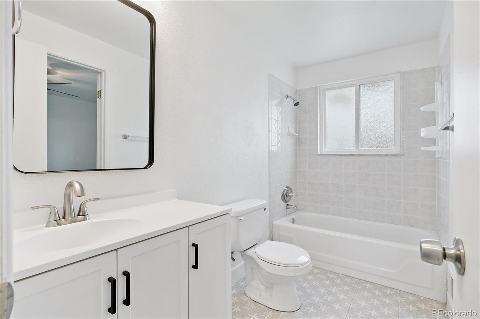 MLS Image #19 for 3079 s galena court,denver, Colorado