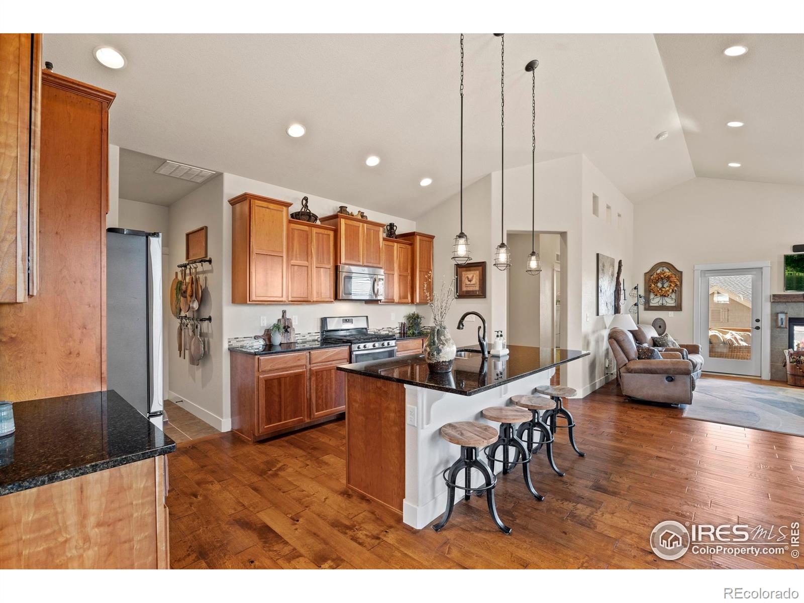 MLS Image #10 for 2203  friar tuck court,fort collins, Colorado