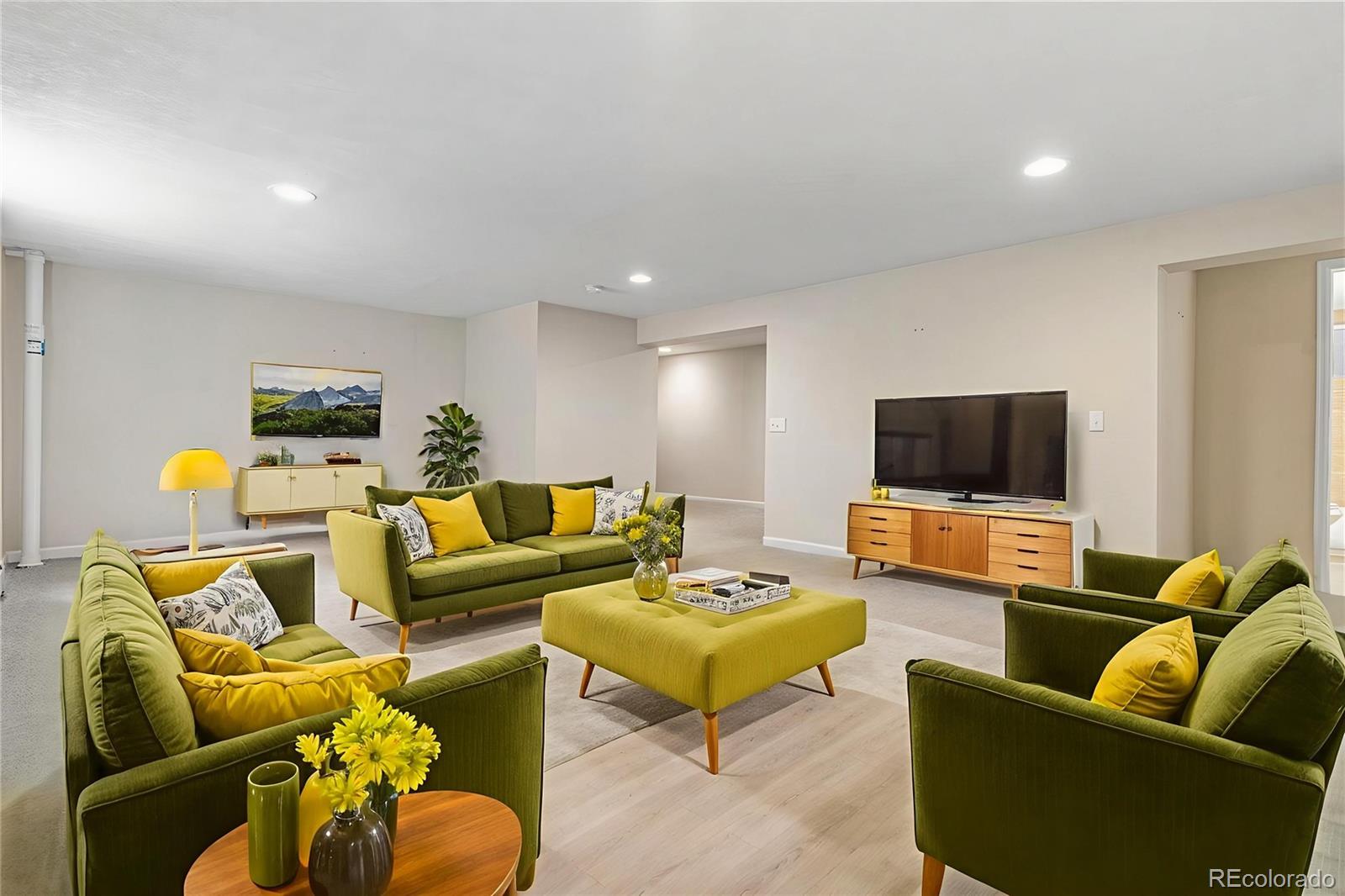 MLS Image #11 for 3301 s magnolia street,denver, Colorado