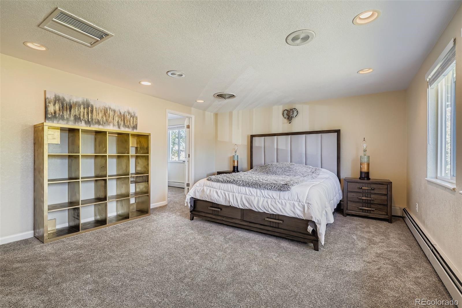 MLS Image #4 for 3301 s magnolia street,denver, Colorado