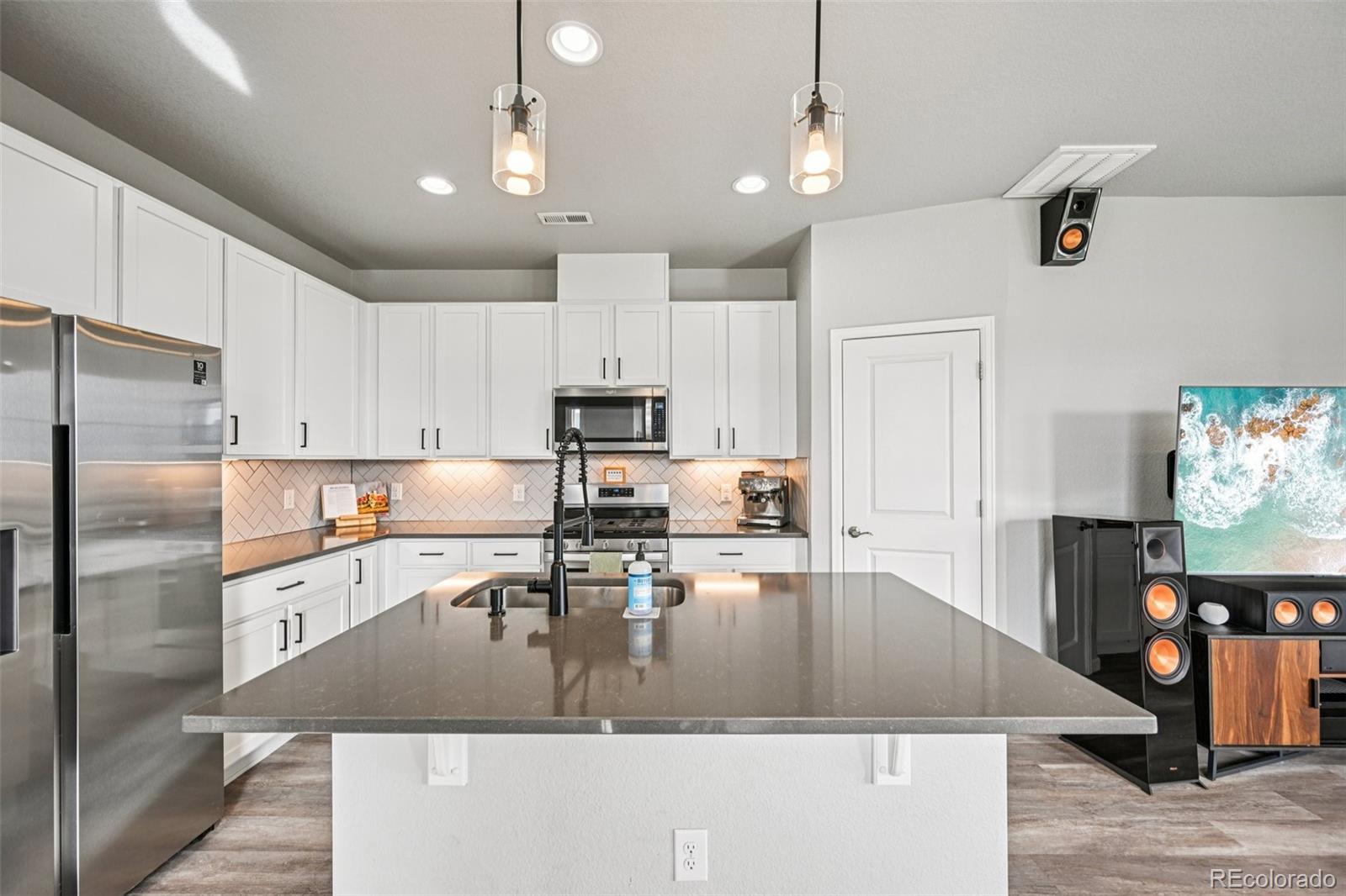 MLS Image #7 for 9250  garnett way a,arvada, Colorado