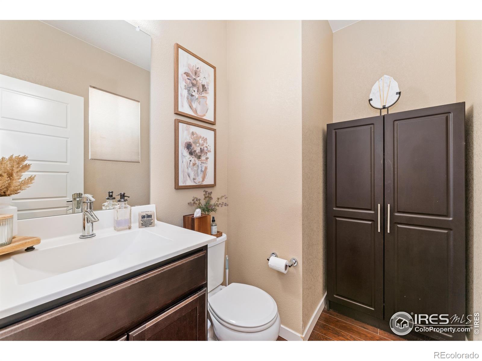 MLS Image #8 for 10103  uravan street,commerce city, Colorado