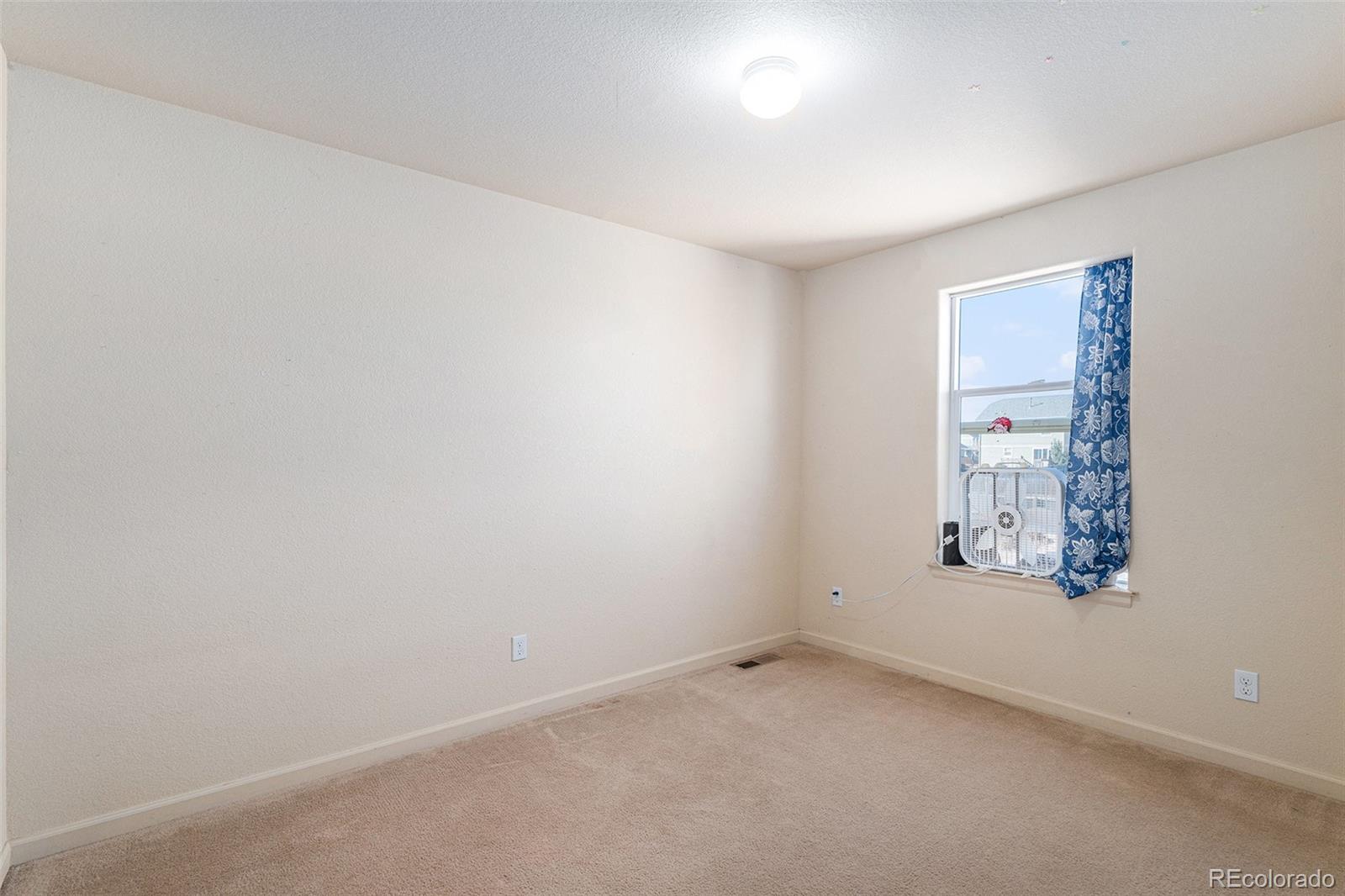 MLS Image #19 for 2849  rose hill street,strasburg, Colorado