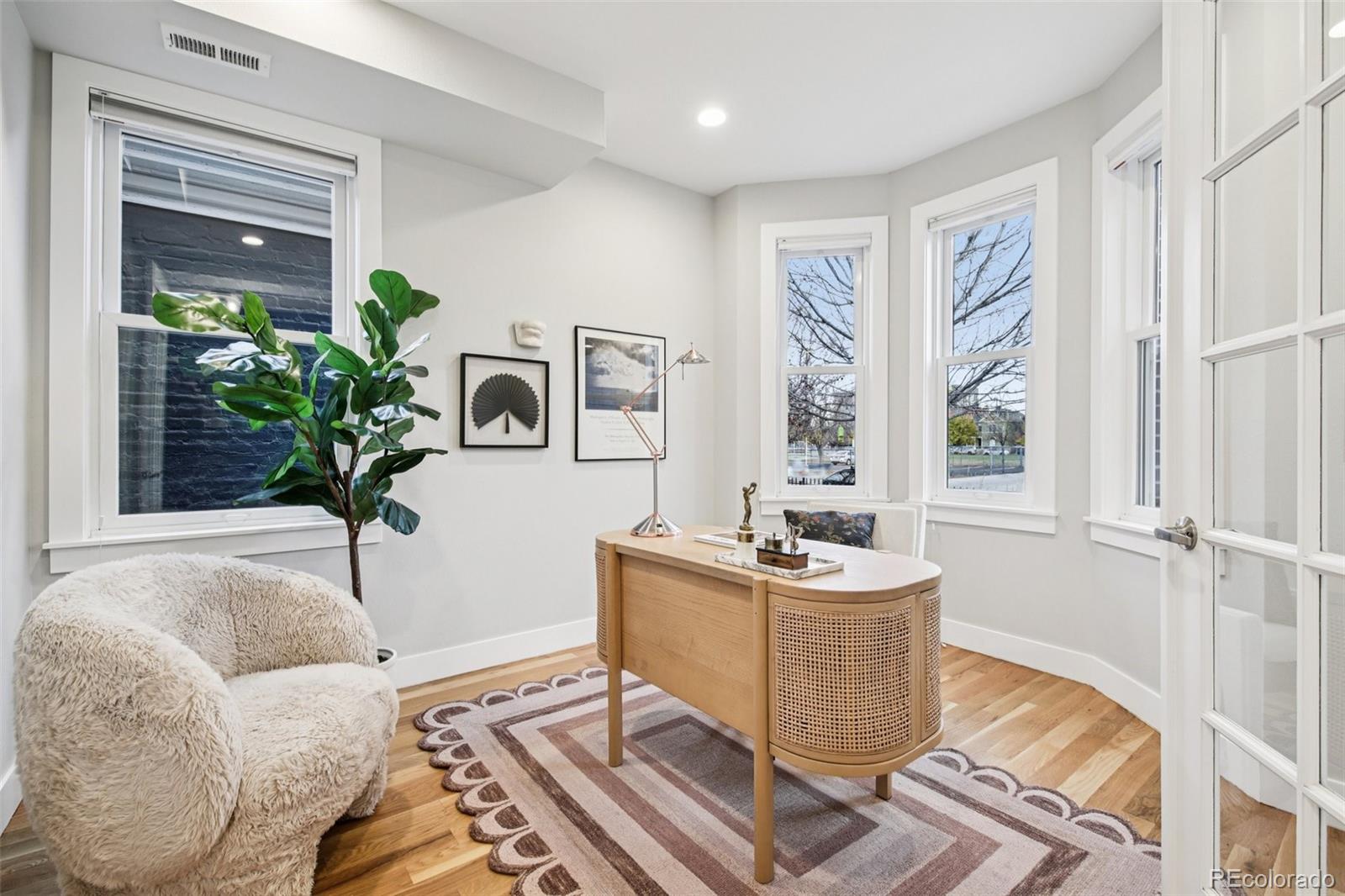 MLS Image #4 for 2825  stout street,denver, Colorado