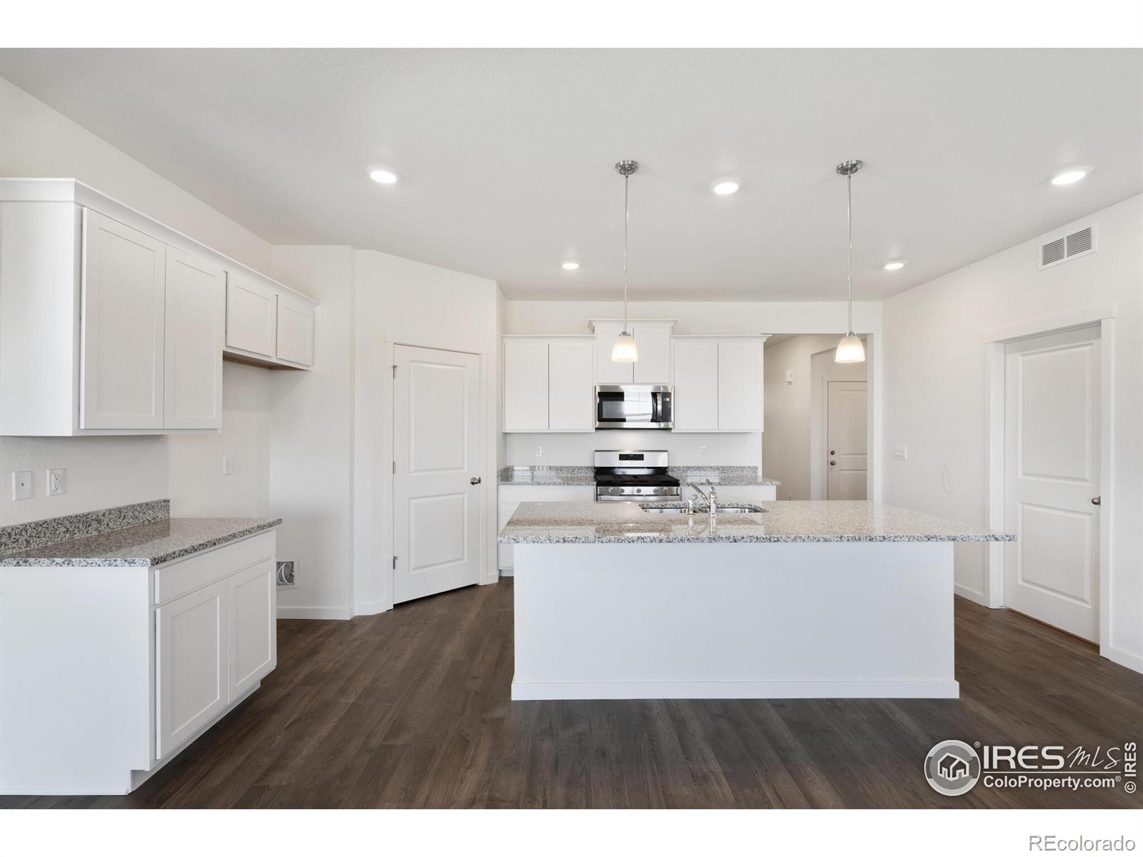 MLS Image #13 for 944  london way,severance, Colorado