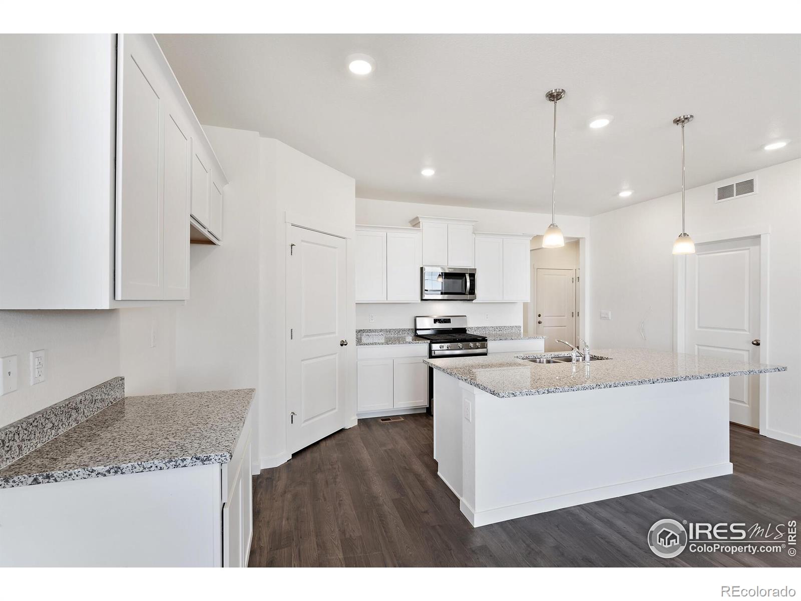 MLS Image #14 for 944  london way,severance, Colorado