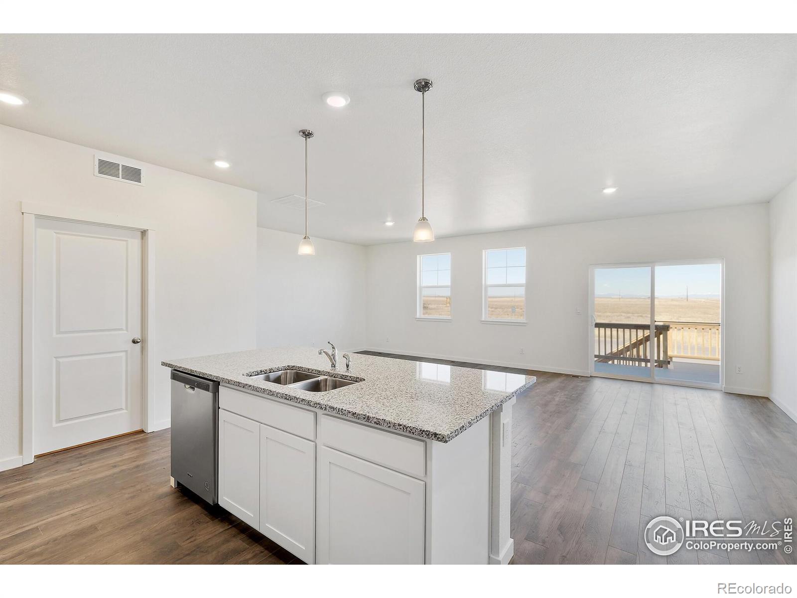 MLS Image #16 for 944  london way,severance, Colorado