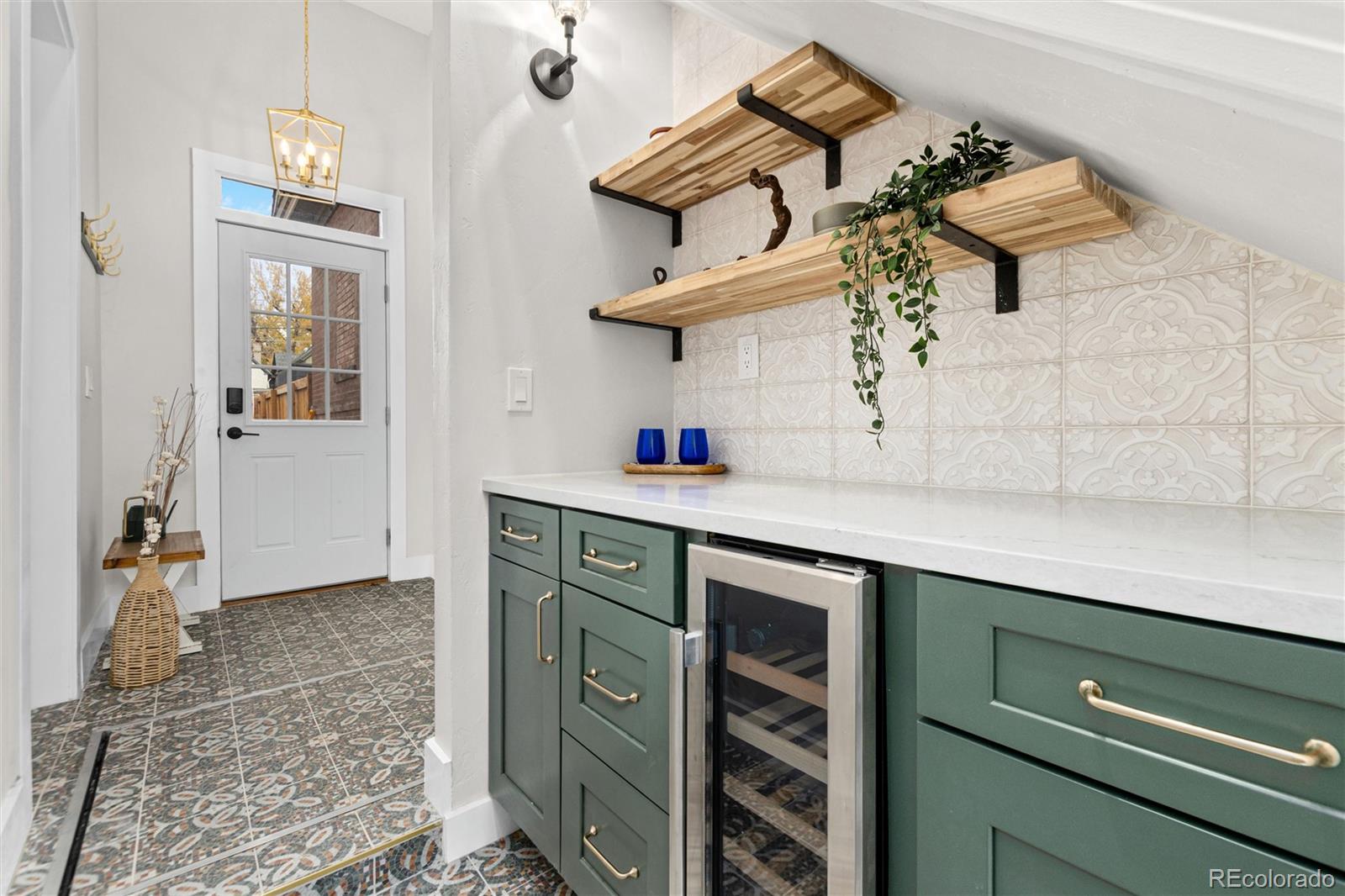 MLS Image #15 for 95 w byers place,denver, Colorado