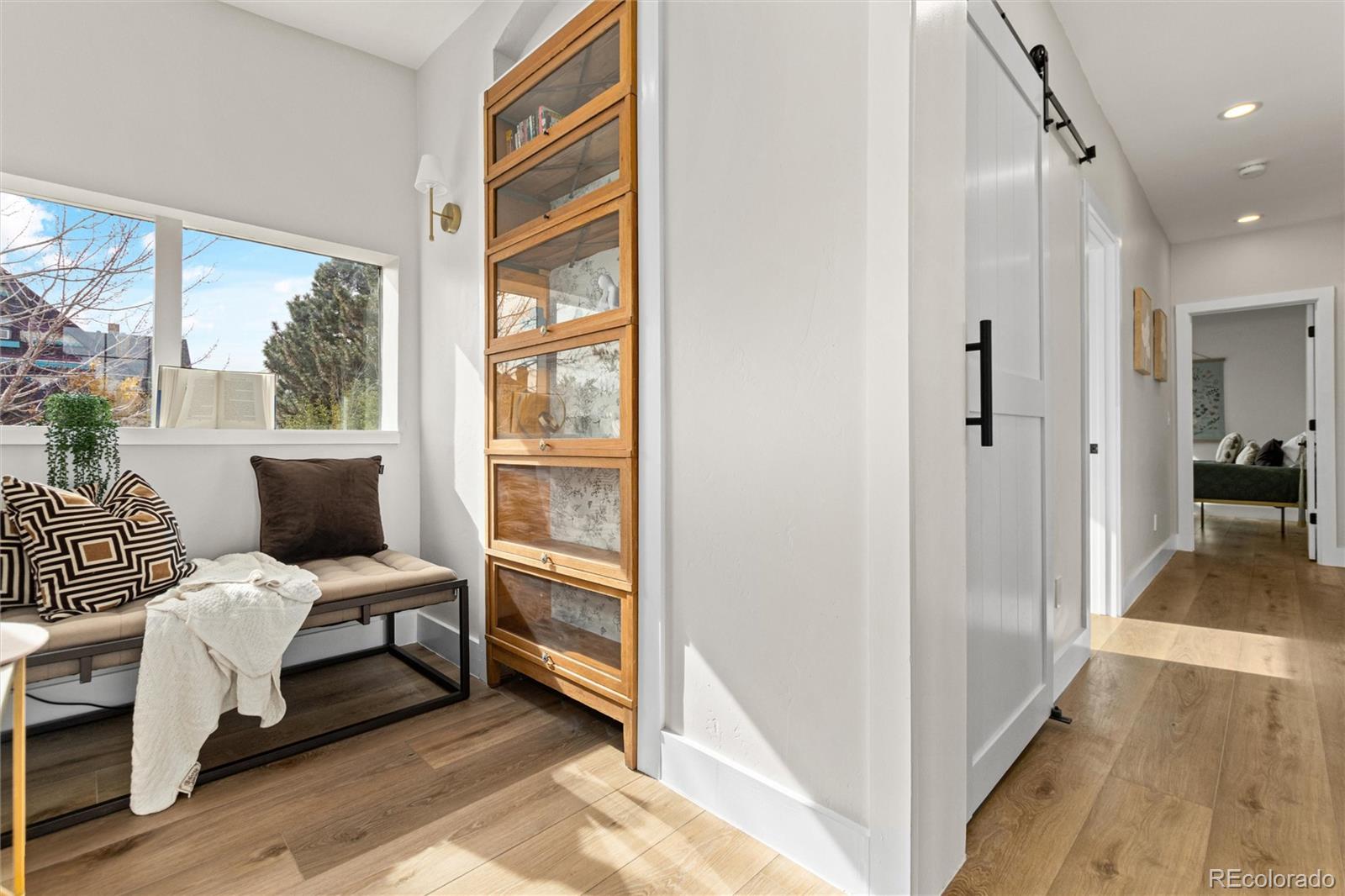 MLS Image #18 for 95 w byers place,denver, Colorado
